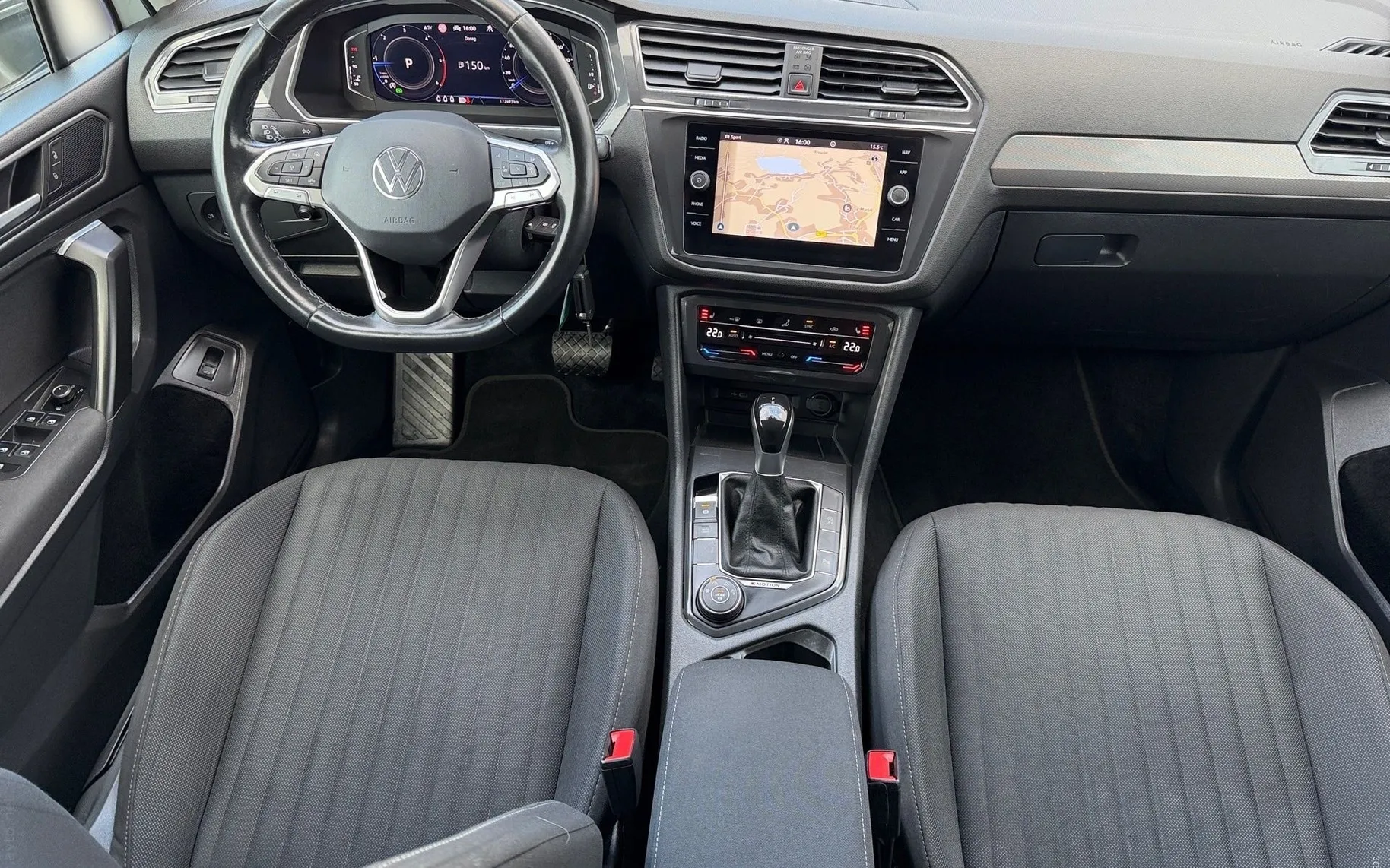 Notranja slika - Volkswagen Tiguan Allspace - 2.0 TDI DSG 4Motion Life-ACC-Vlečna kljuka-LED... - 10
