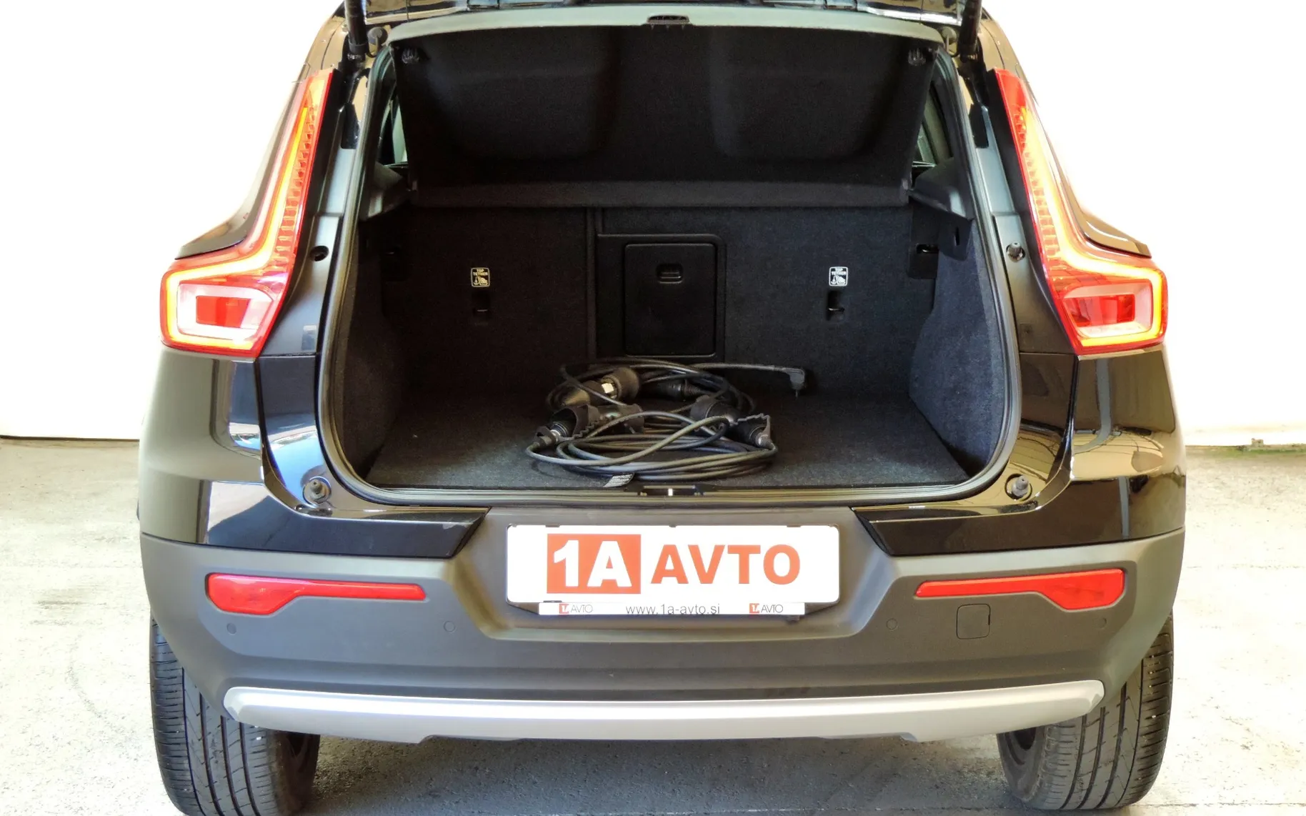 Zunanja slika - Volvo XC40 - T4 Recharge Twin Engine Inscription Avt. - 22