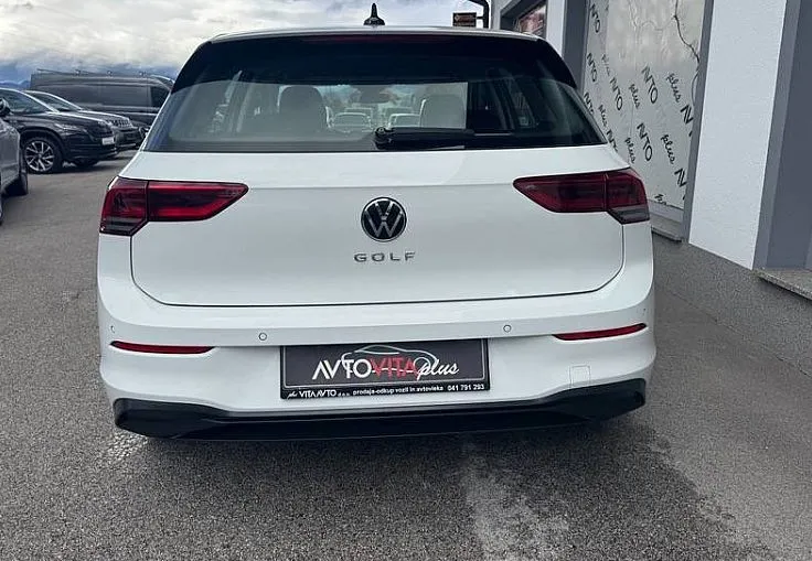 Zunanja slika - Volkswagen Golf - 2.0 TDI Life 85 Navi-Tempomat-Led-Slo-Prvi Lastnik - 6