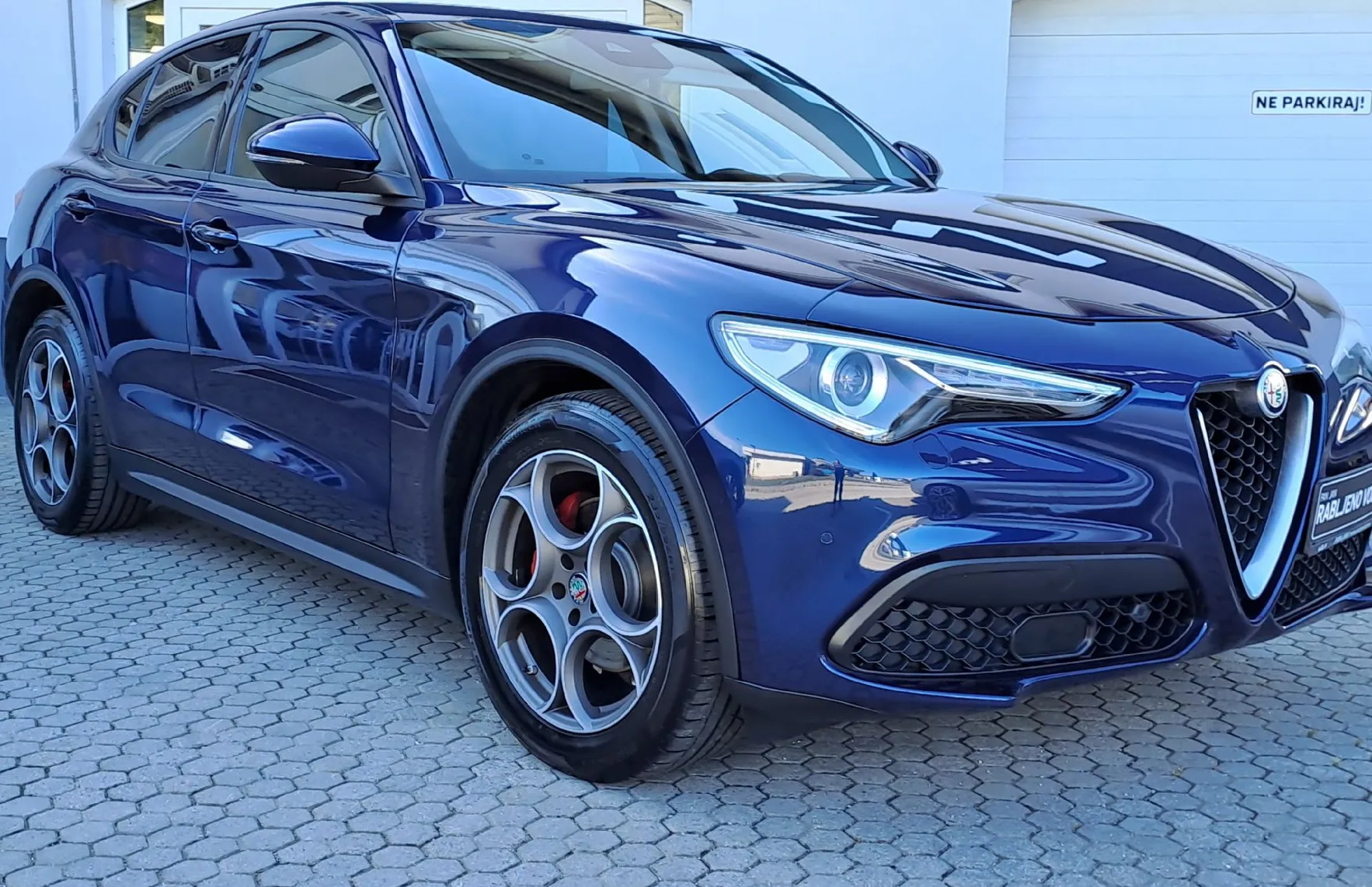 Zunanja slika - Alfa Romeo Stelvio - 2.2 Diesel  Avt .ROSSO EDIZIONE - 2