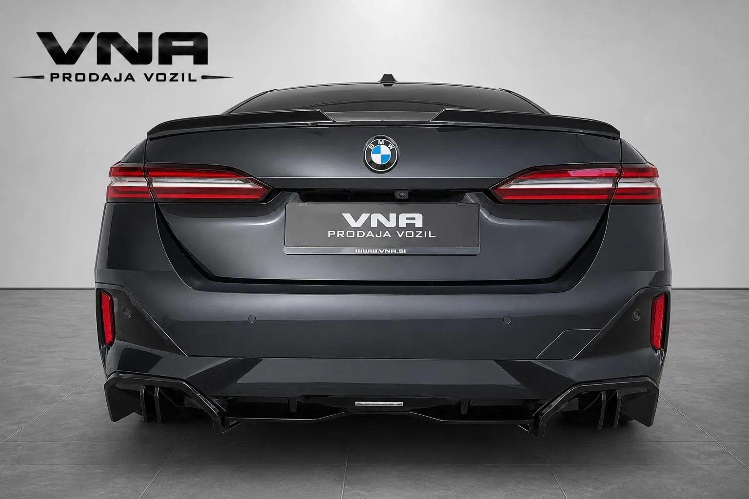 Zunanja slika - BMW serija 5: - 520d Avt. |M-OPTIC|VIRTUAL|AMBIENT|EL-SED|ALU19| - 5