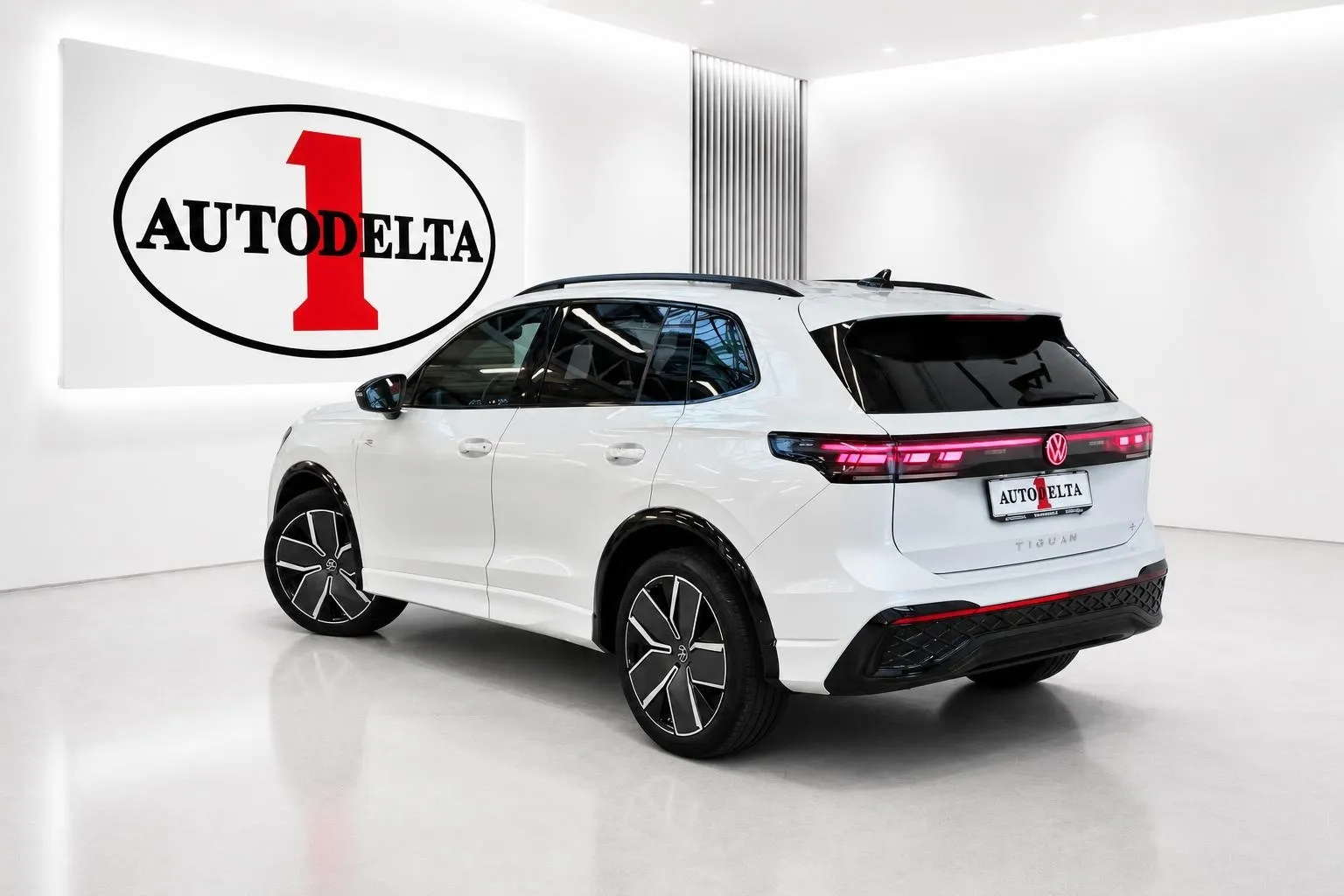 Zunanja slika - Volkswagen Tiguan - 1.5 eTSI BMT 4Joy DSG - 4