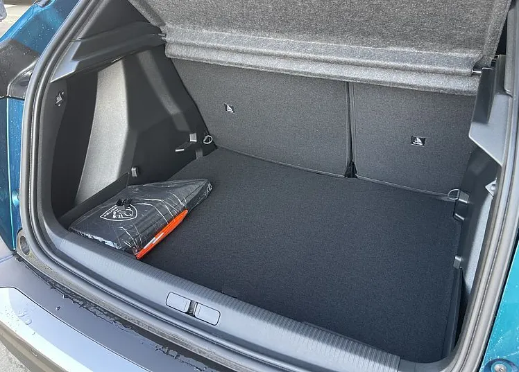 Zunanja slika - Peugeot 2008 - ACTIVE PACK PureTech 100 STT €6.4 - 7