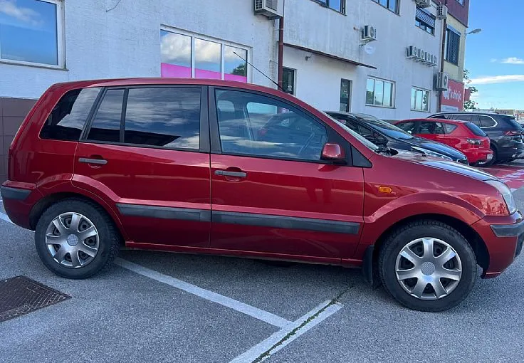 Zunanja slika - Ford Fusion - Plus 1.6 16V + Kljuka - 6