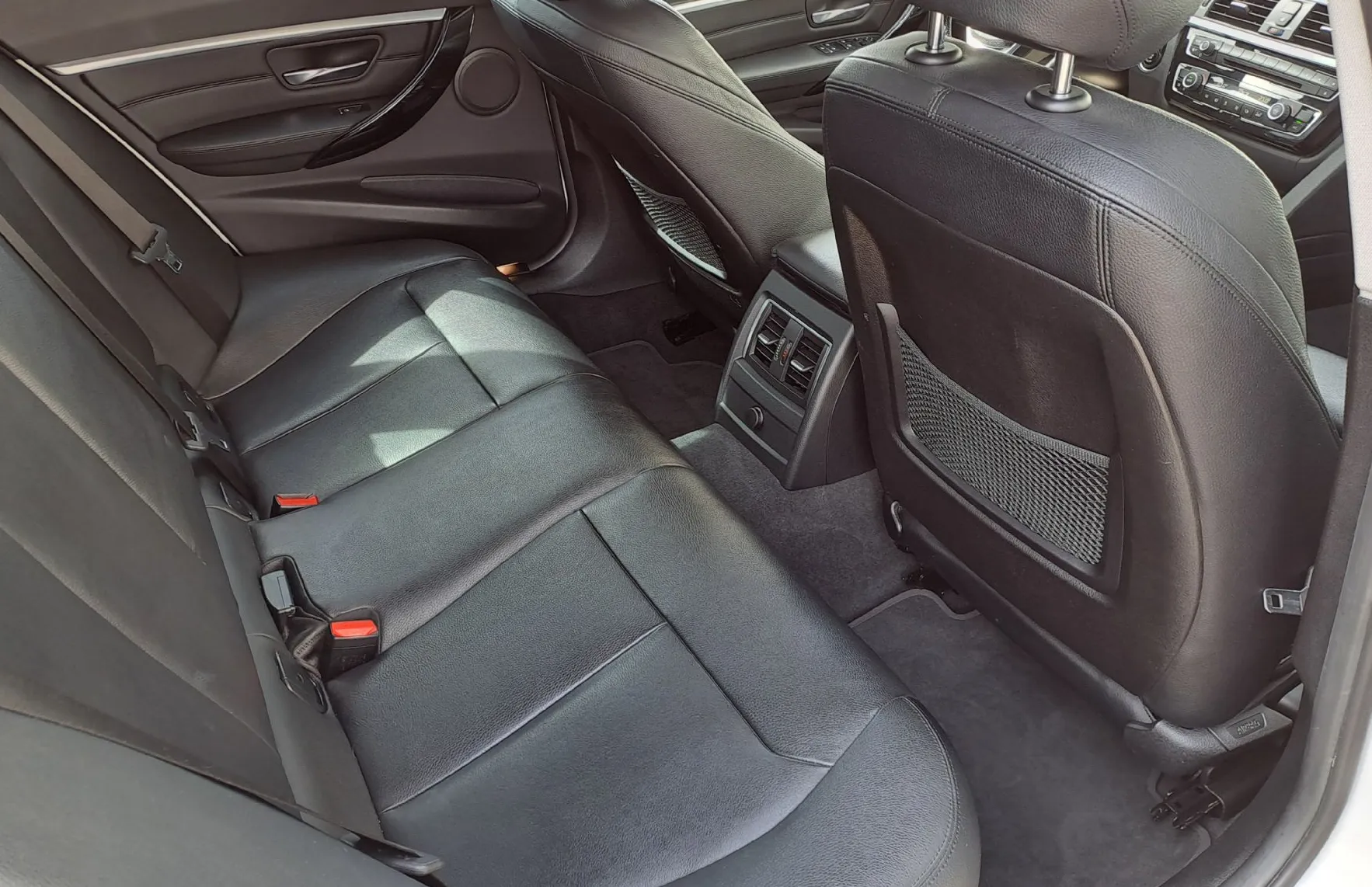Zunanja slika - BMW Serija 3 - Touring: 320d xDrive Touring Sport Line - 7