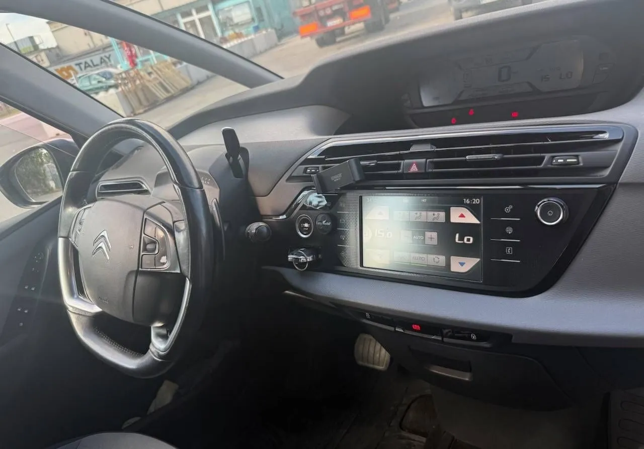 Notranja slika - Citroën C4 Grand Picasso - 1.6 HDI Avt. 7-SEDEZEV NA KREDIT BREZ POLOGA... - 8