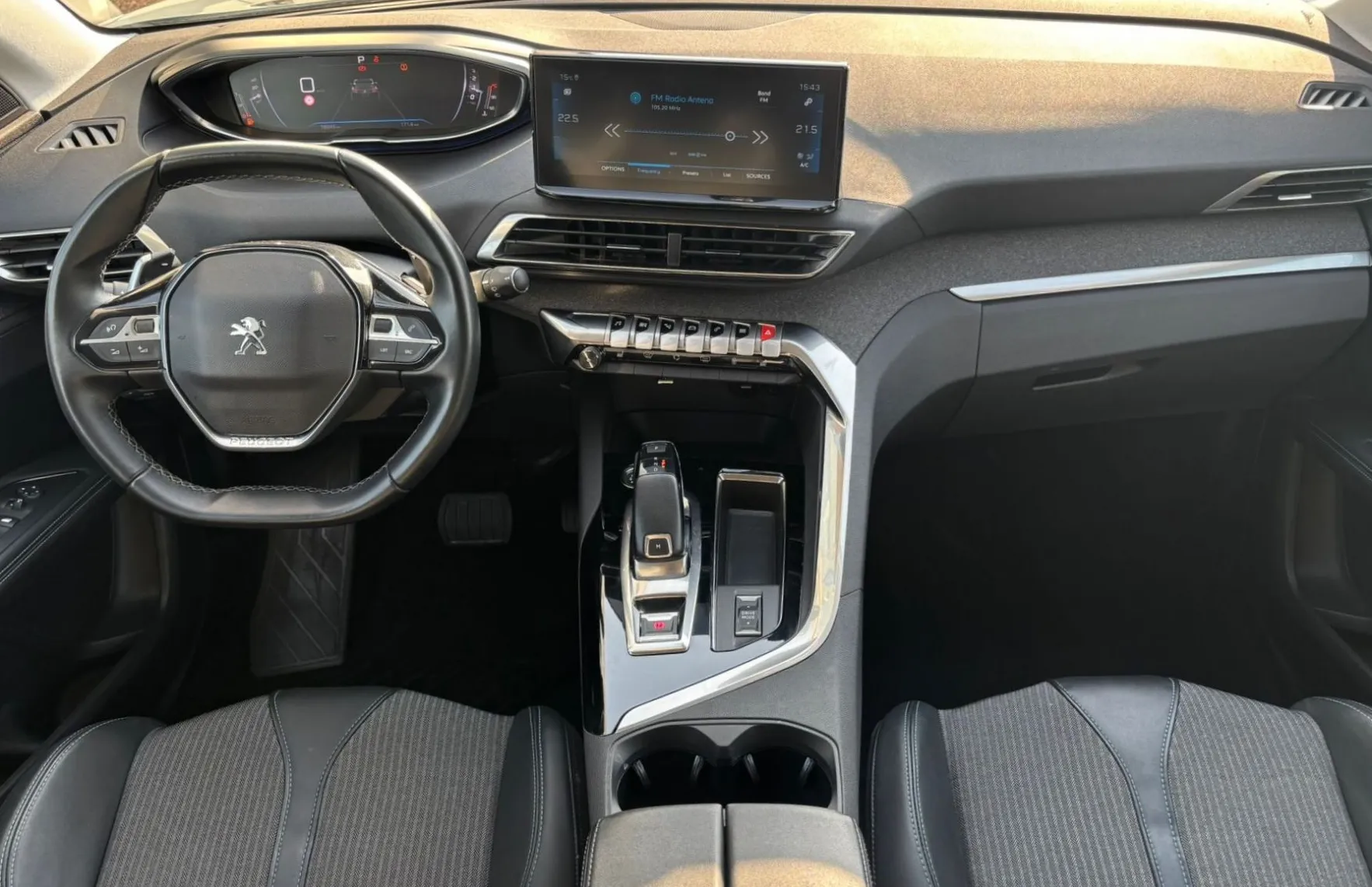 Zunanja slika - Peugeot 3008 - 1.2 PureTech 130 Allure Pack AUT KAMERA-VL.KLJUKA - 9