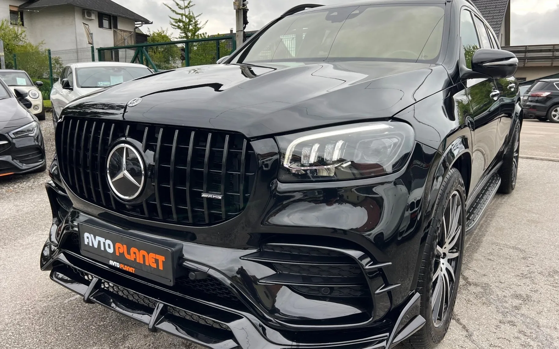 Zunanja slika - Mercedes-Benz GLS-Razred - GLS 400 d 4MATIC AMG NIGHT ACC LED 6 SEDEŽEV PANO - 7
