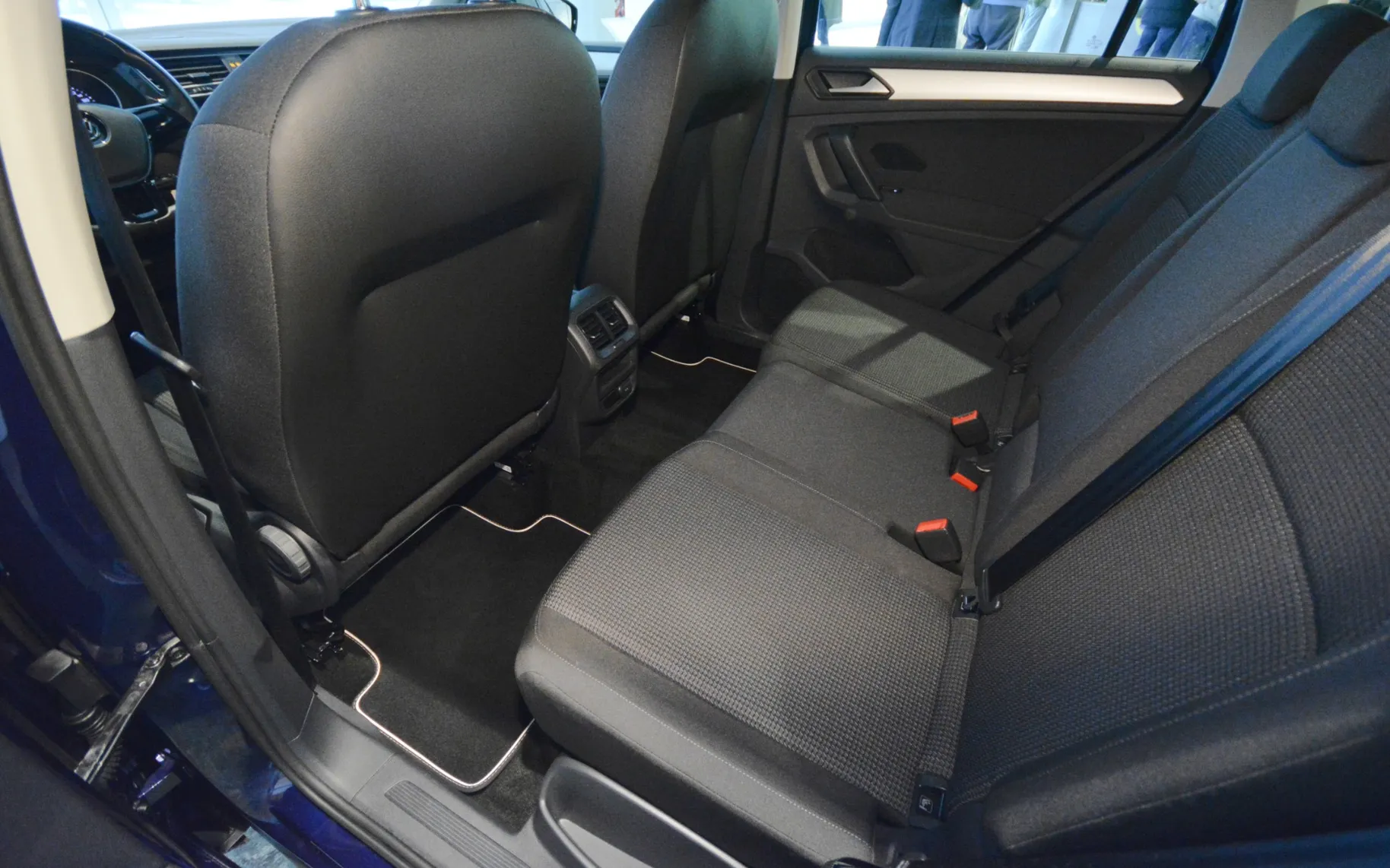 Zunanja slika - Volkswagen Tiguan - 1.5TSI Comfortline LED-ALU-PDC - 10