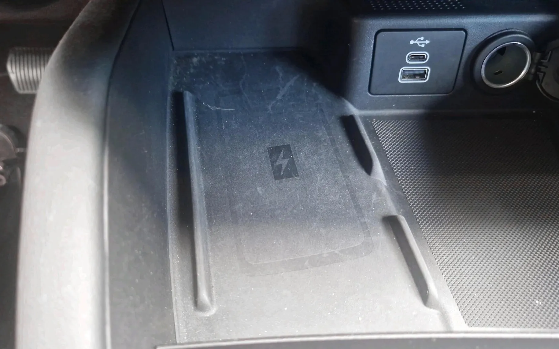 Zunanja slika - Ford Kuga - 2.5 PHEV Titanium CVT-SLO-RADAR-ZIM.PAK-NAI-KEYLES - 18