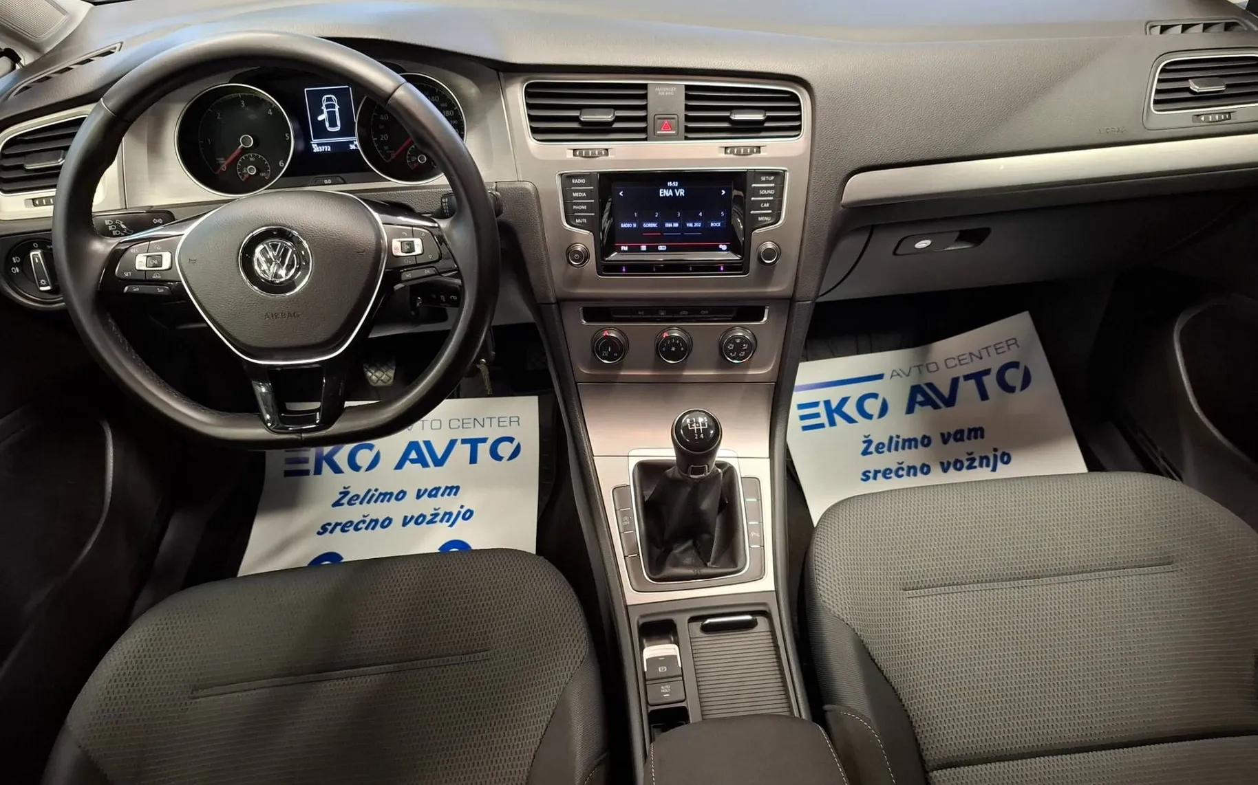 Notranja slika - Volkswagen Golf Variant - 1.6 TDI BlueMotion Comfortline KREDIT BREZ POLOGA - 10