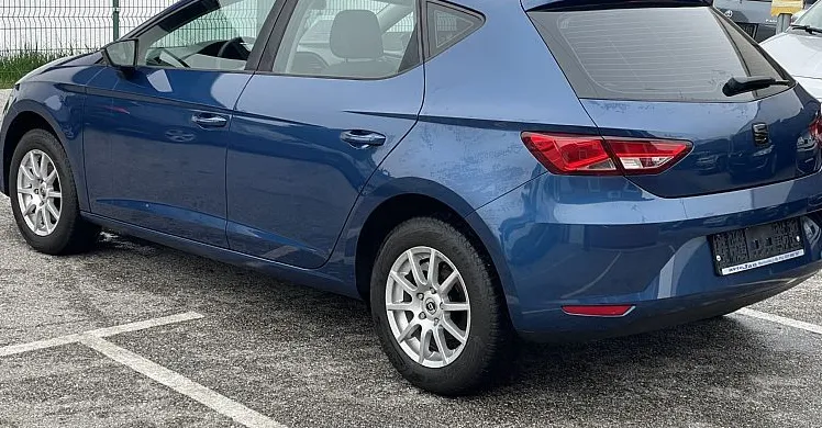 Zunanja slika - Seat Leon - 1.2 TSI Reference °VELIKI SERVIS°RADIO NA DOTIK° - 4