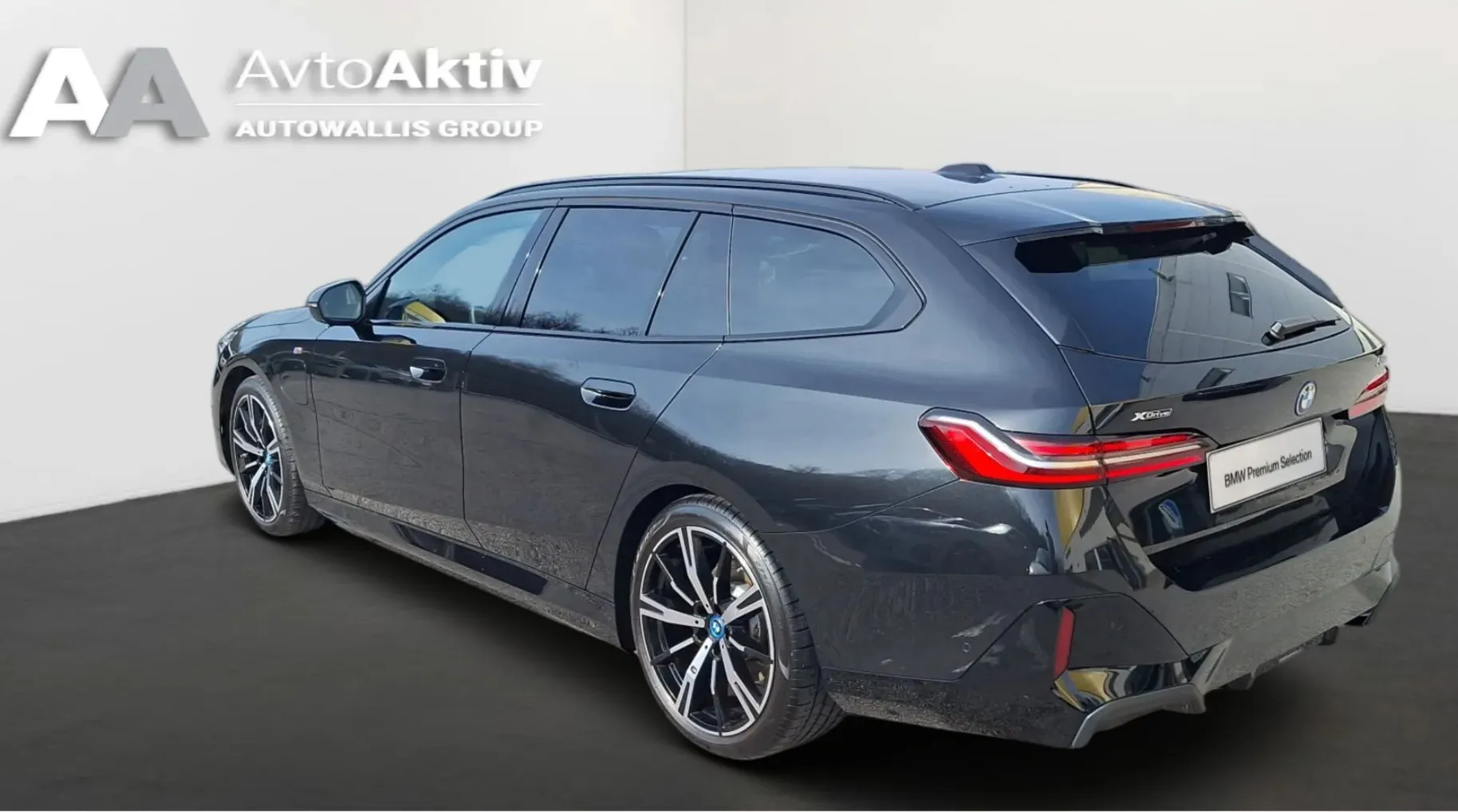 Zunanja slika - BMW Serija 5 - Touring: 530e xDrive M-Sport. SLO. iconic. vl. kljuka - 3