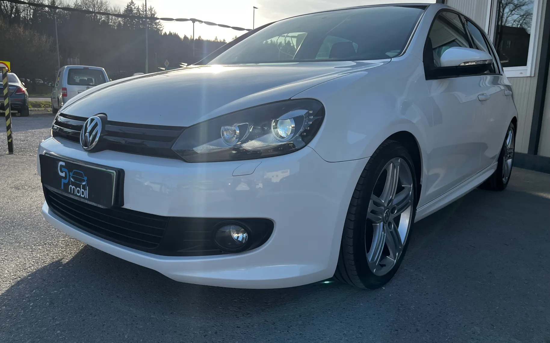 Zunanja slika - Volkswagen Golf - R-line R18 TOUCH SCREEN BIXENON - 3