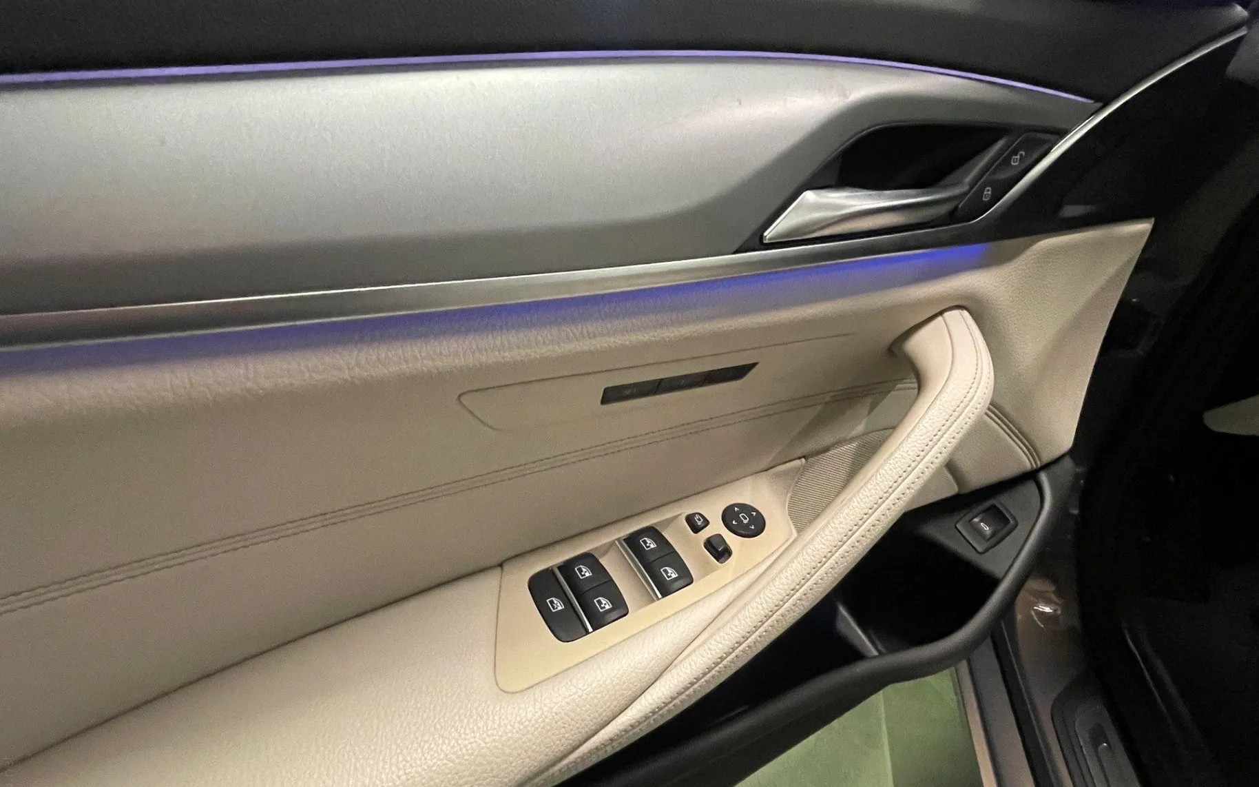 Zunanja slika - BMW Serija 5 - 530d xDrive Touring Avt. LED.NAVI.KAMERA.OGR.SEDEŽ - 26