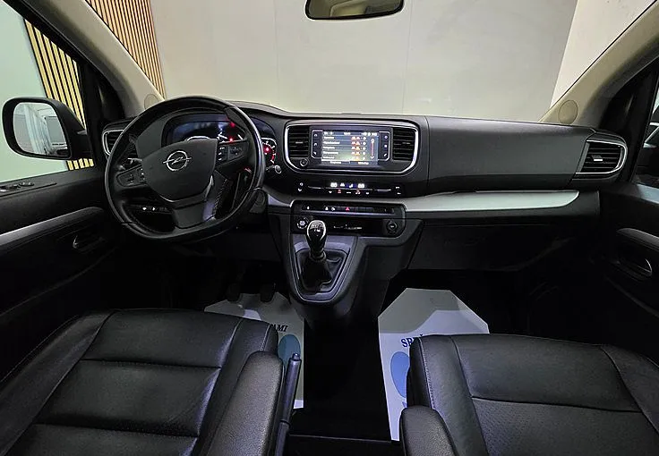 Zunanja slika - Opel Zafira - Life 2.0 D M Tourer LED-ACC-USNJE-6 SEDEŽEV - 8