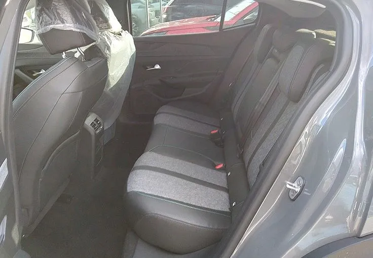 Zunanja slika - Peugeot 408 - Allure 1.2 PureTech 130 EAT8-KAMERA 360-AKCIJA - 7
