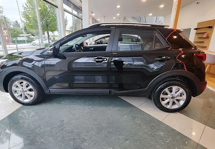 Zunanja slika - KIA Stonic - 1.2 DPI 57.9 kW  79 KM  LX Urban+ M T - 3