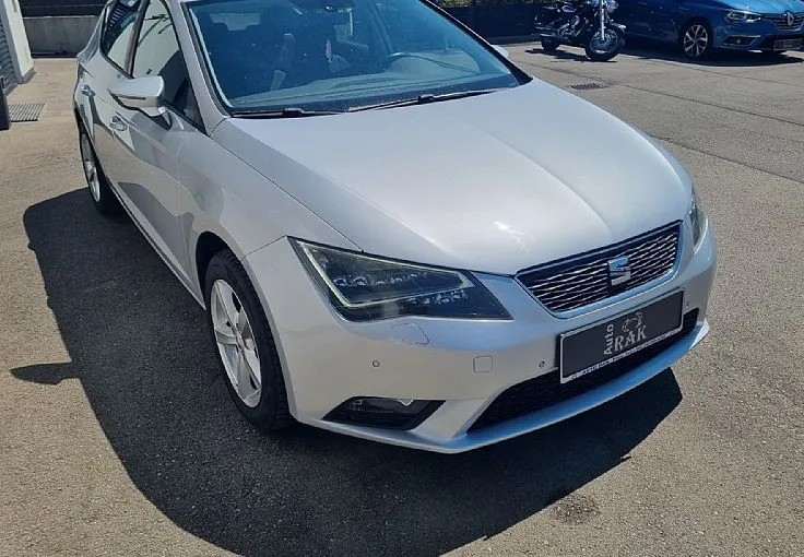 Zunanja slika - Seat Leon - 1.6 TDI Style Start Stop DSG - 4
