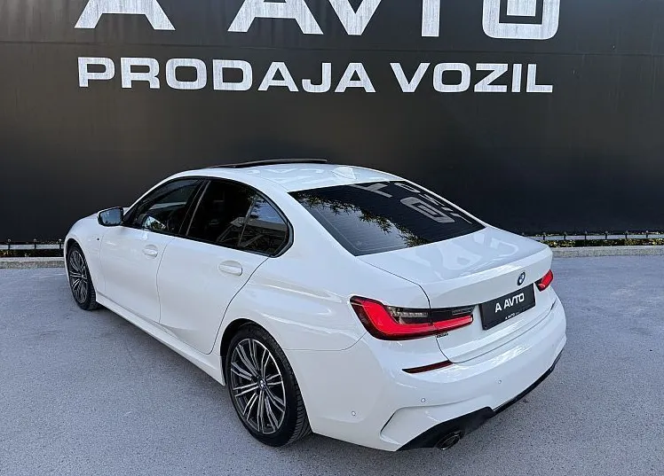 Zunanja slika - BMW Serija 3 - : 320d M Sport-360°-STREŠNO OKNO-ASISTENCE-H K - 5