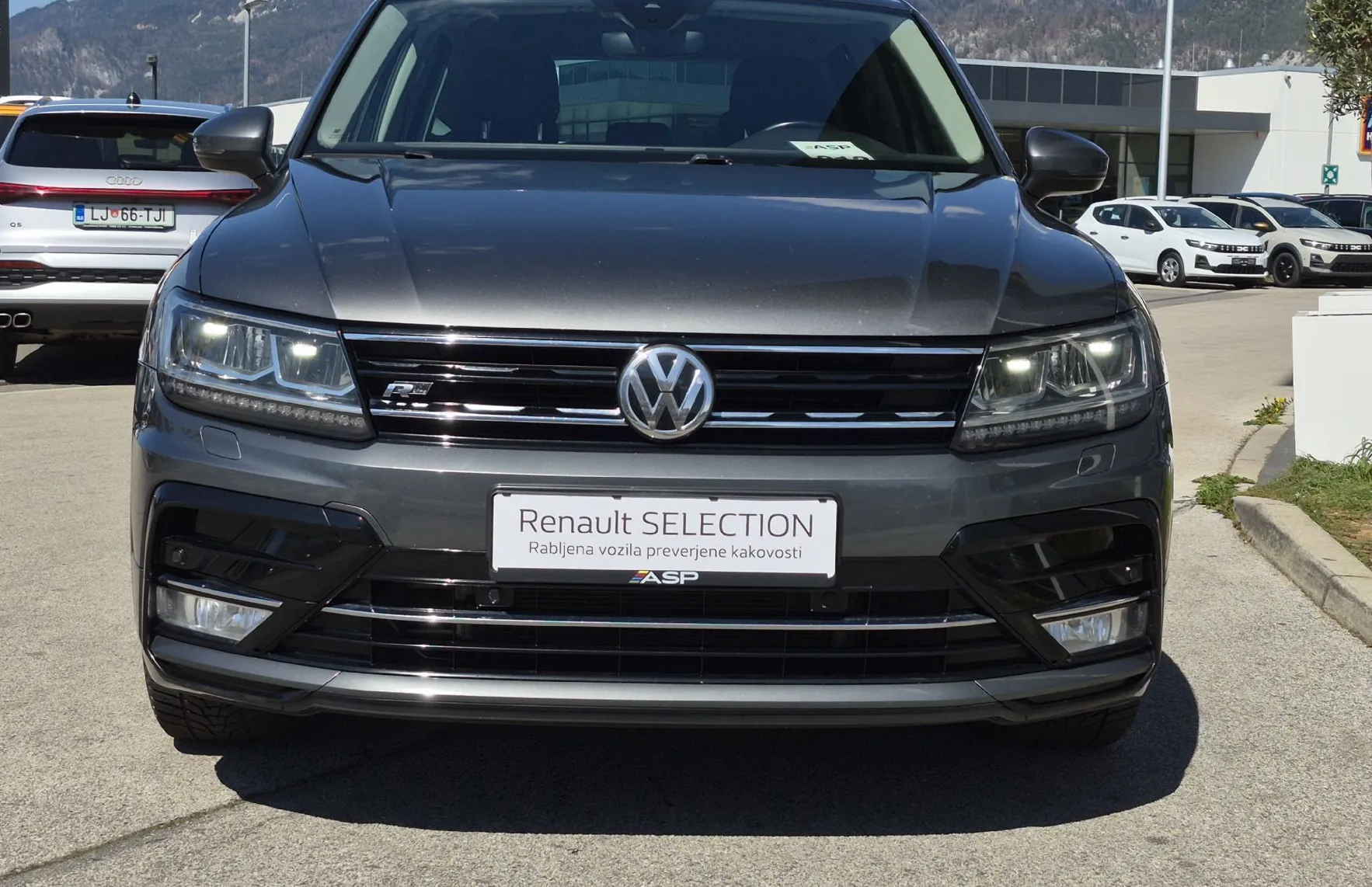 Zunanja slika - Volkswagen Tiguan - 2.0 TDI SCR 4MOTION BMT Comfortline - 2