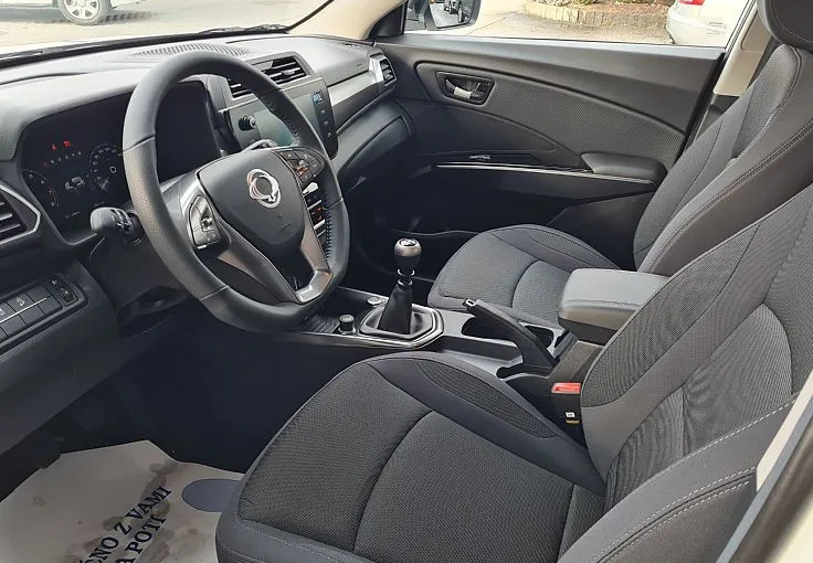 Zunanja slika - SsangYong Tivoli - 1.5 T-GDi Fresh 2WD M T - 10