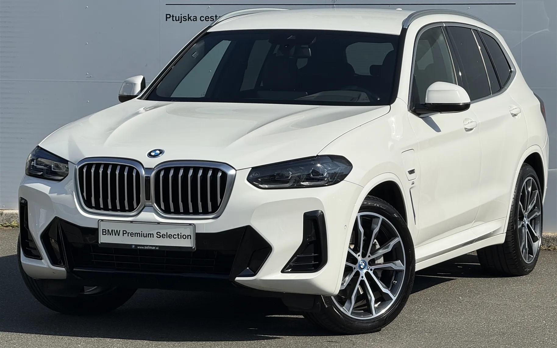 Zunanja slika - BMW X3 - xDrive30e - 1