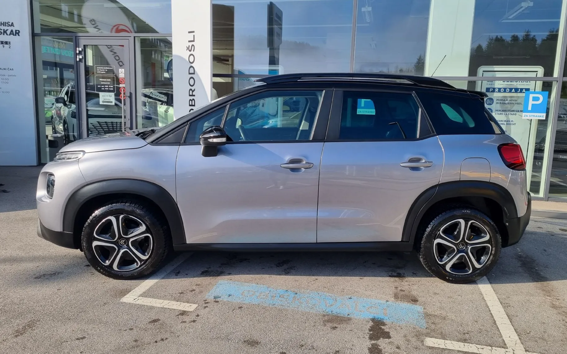 Zunanja slika - Citroën C3 Aircross - Feel 1.5 BlueHDi  - SLOVENSKO POREKLO + 2.LASTNIK - 4