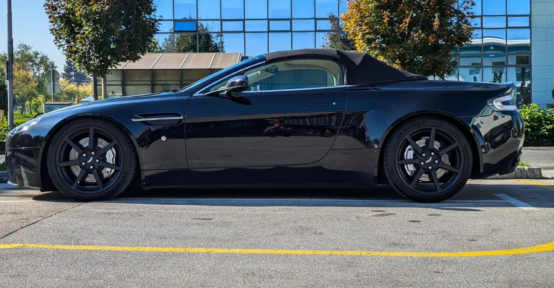 Zunanja slika - Aston Martin Vantage - S Roadster 4.7 V8   nova streha - 8