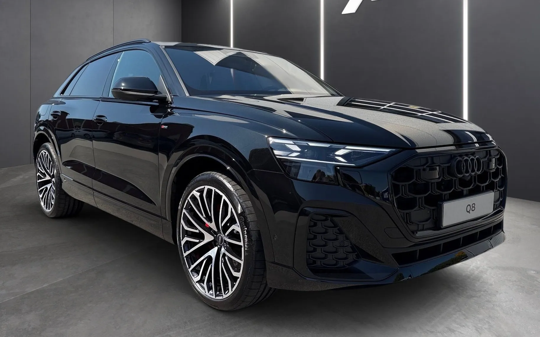 Zunanja slika - Audi Q8 - quattro 50 TDI Tiptronic - 2