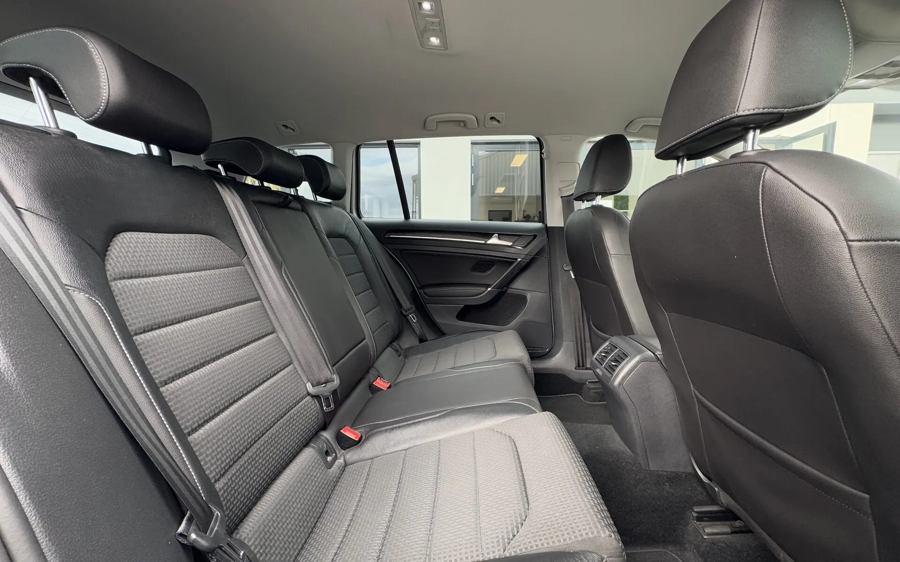 Zunanja slika - Volkswagen Golf Variant - 2.0 TDI BMT Highline OGROMNO OPREME-WEBASTO-KAMERA - 14