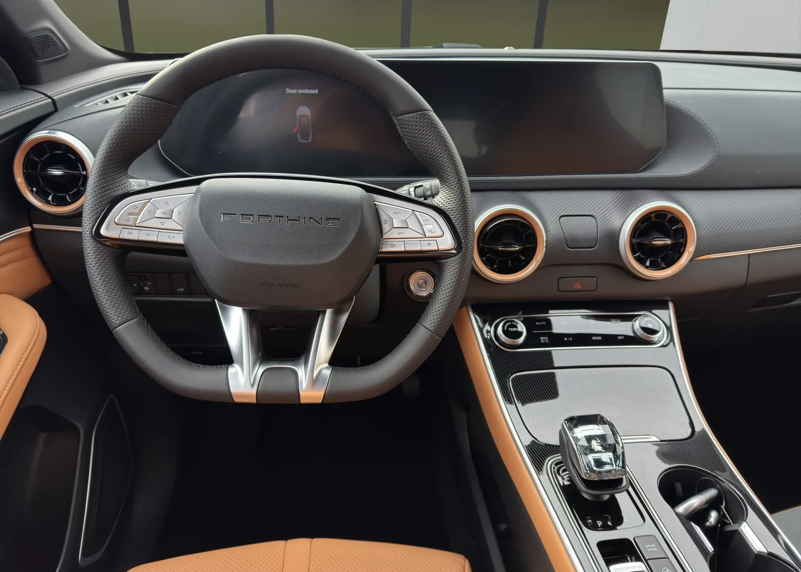 Zunanja slika - Forthing T5 Evo EV - FRIDAY 64.4kWh + PANORAMA + DAB + RADAR + BLISS + - 8