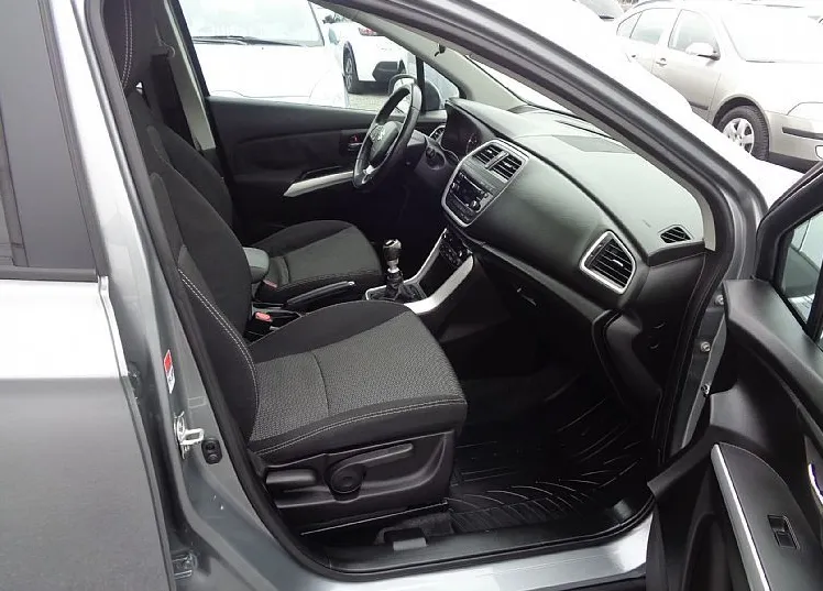Zunanja slika - Suzuki SX4 S-Cross - 1.6 DDIS PREMIUM -LEPO OHRANJENO - KASKO GRATIS - 7