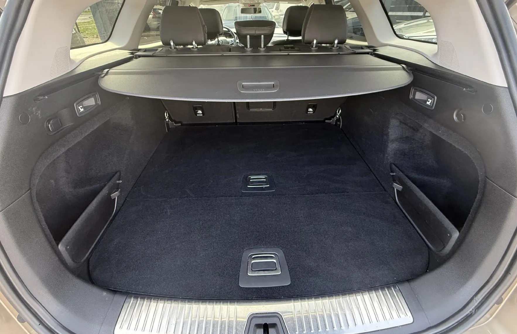 Zunanja slika - Renault Talisman - dCi 110 FullLED-Masaža-NAVI-Kamera-BOSE-Ambient-BE - 20