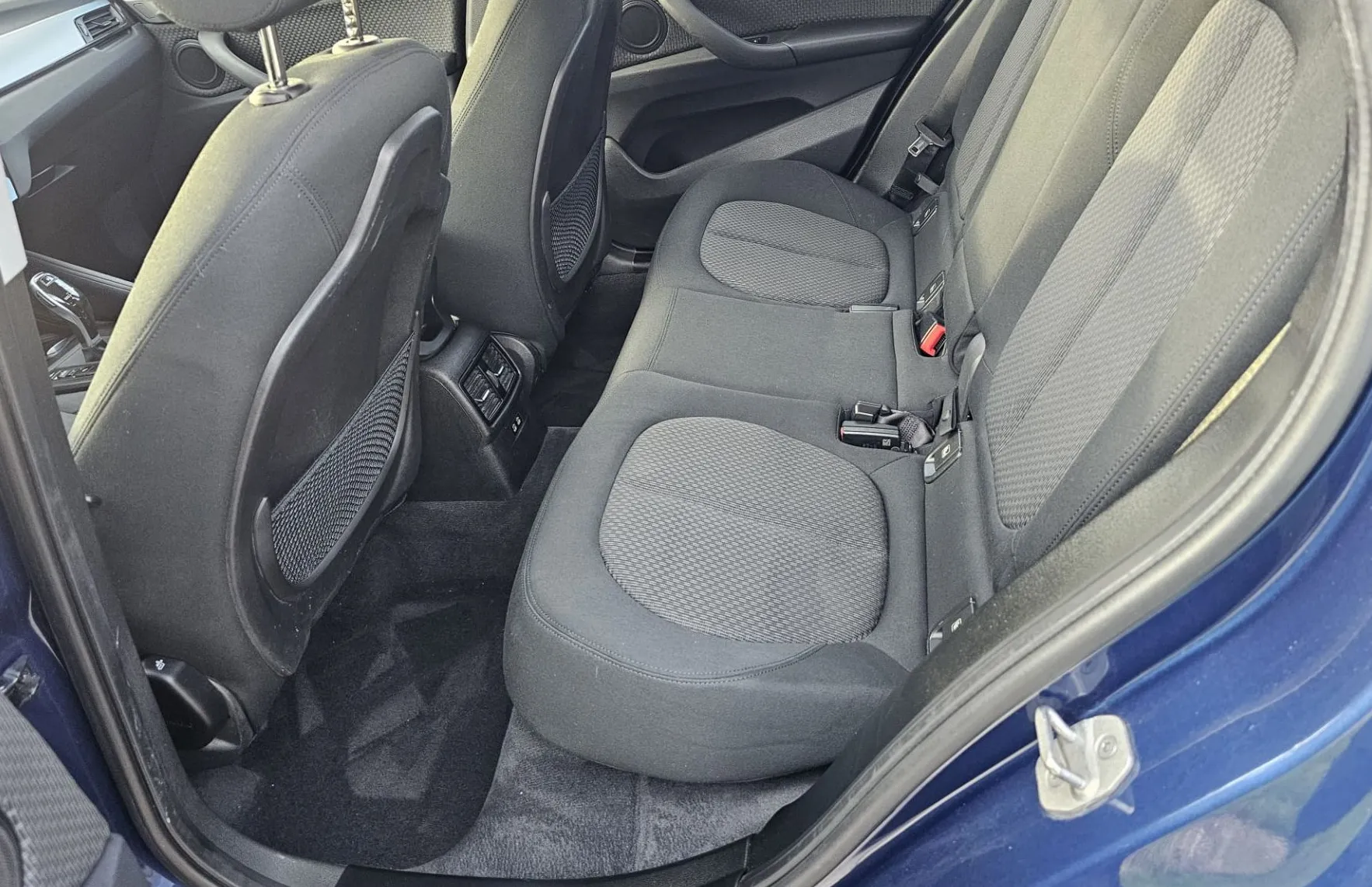 Zunanja slika - BMW X1 - serija : xDrive18d Advantage|navi|el prtljažnik|fulLED|alu - 10