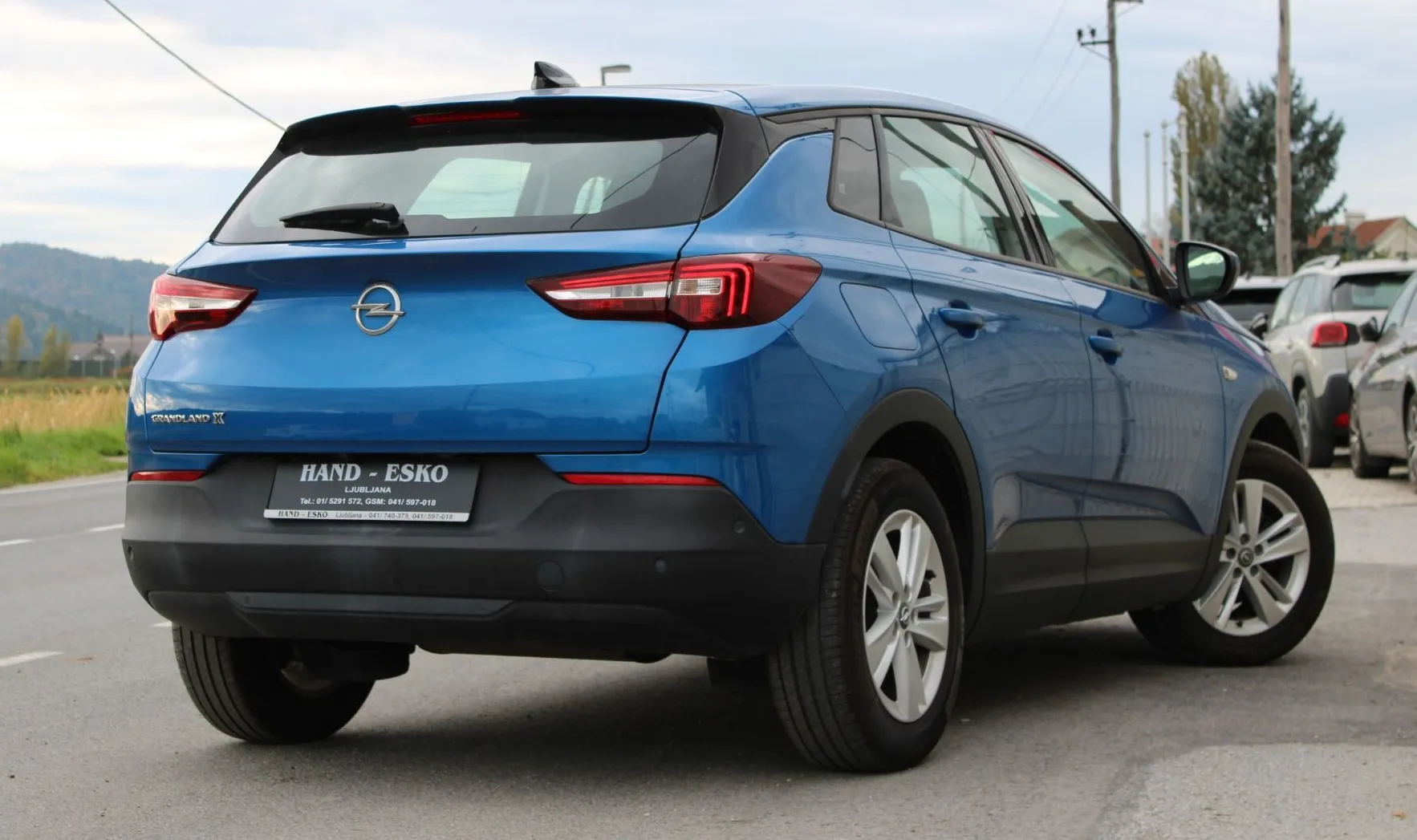 Zunanja slika - Opel Grandland X - 1.2 TURBO 96KW AUTO NAVI-ALU-PDC 360-KAMERA - 5