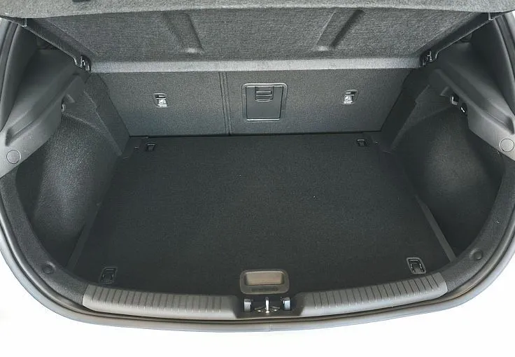 Zunanja slika - Hyundai i30 - 1.6 T-GDI PREMIUM N-LINE-WINTER-REZ.KOLO-VIDEO - 7