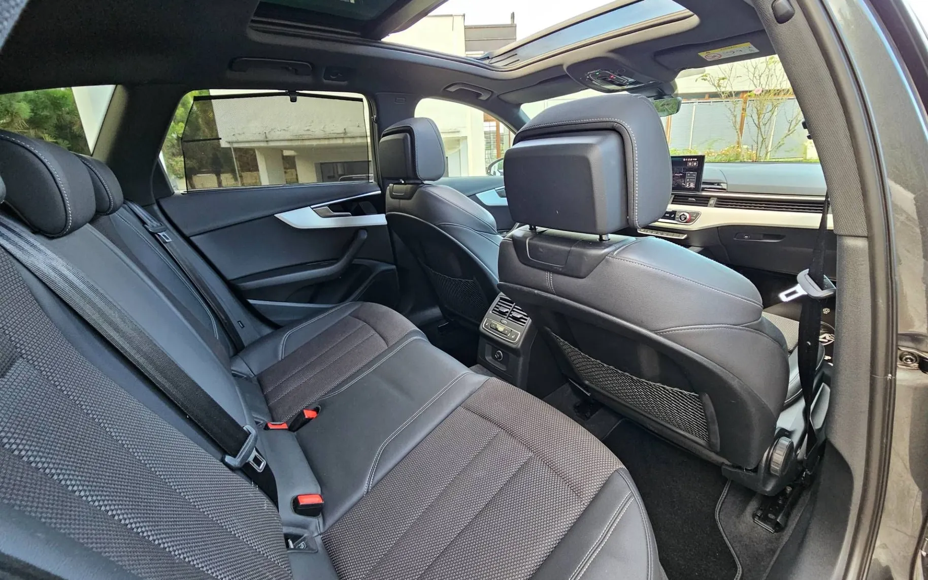 Notranja slika - Audi A4 Avant - 40 TDI S-LINE |MATRIX|PANORAMA|WEBASTO|360-KAM| - 11
