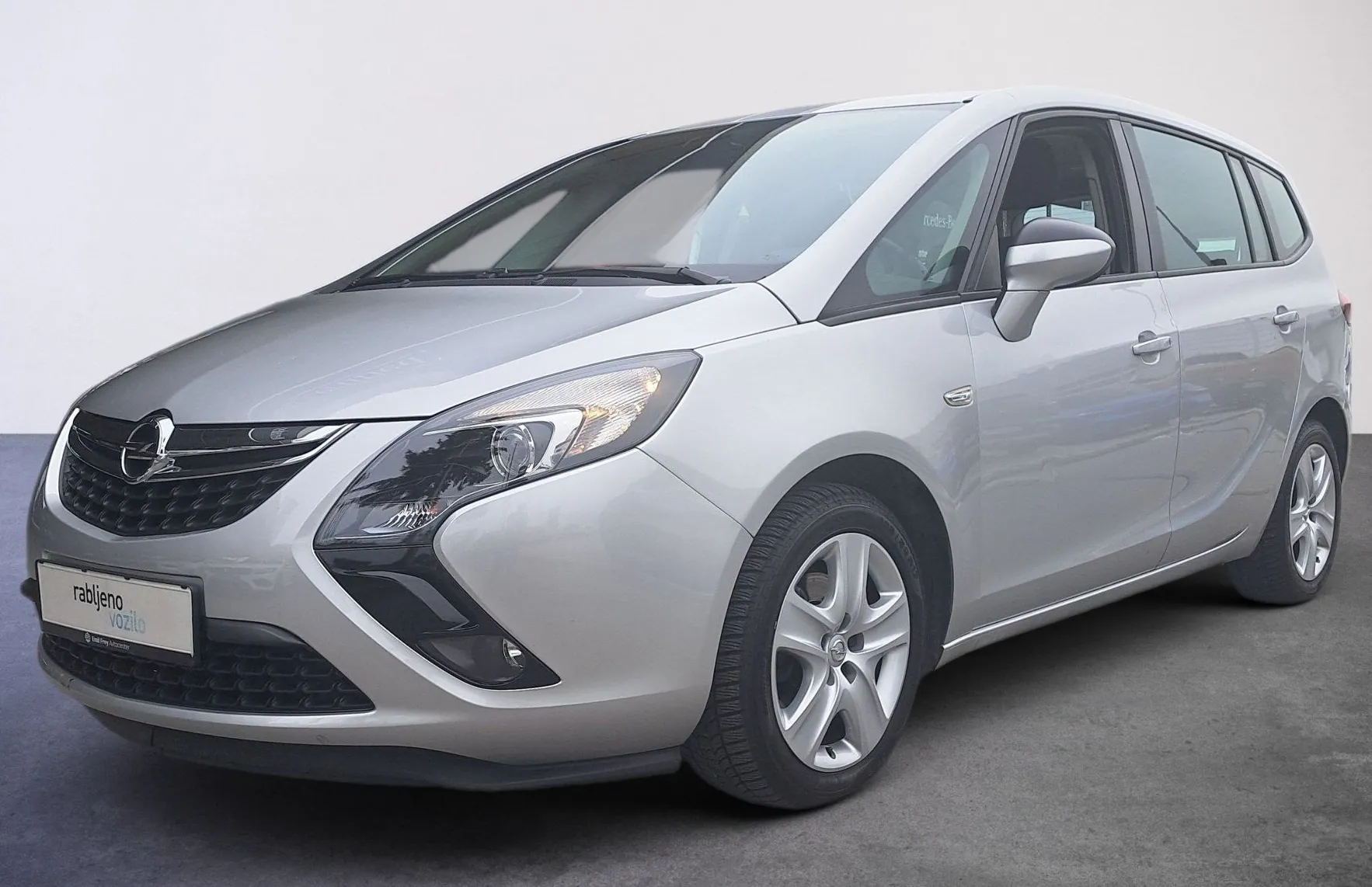 Zunanja slika - Opel Zafira - Tourer 1.6 CDTi - 2