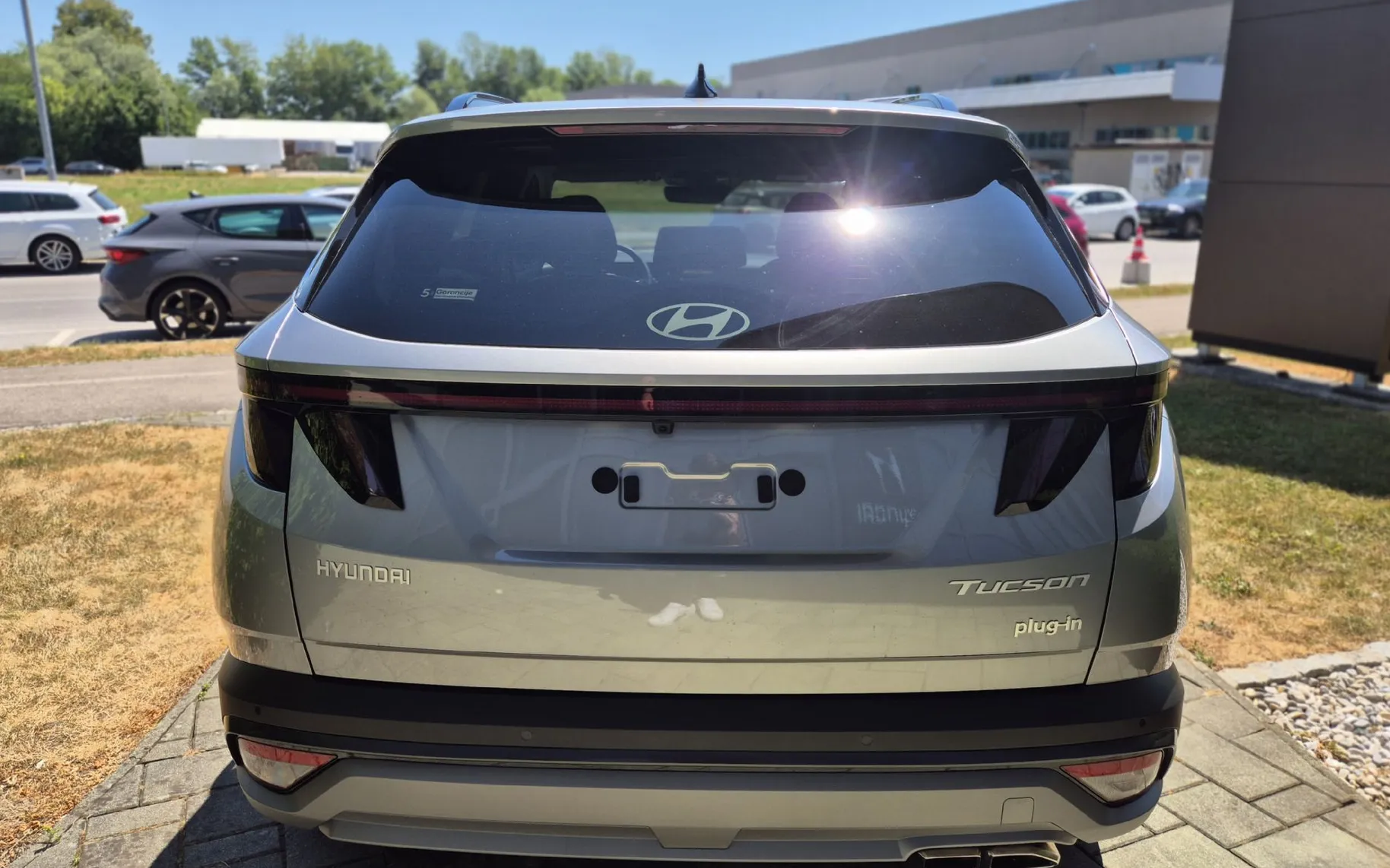 Zunanja slika - Hyundai Tucson - 1.6 T-GDI PHEV PREMIUM 2WD Auto - 1