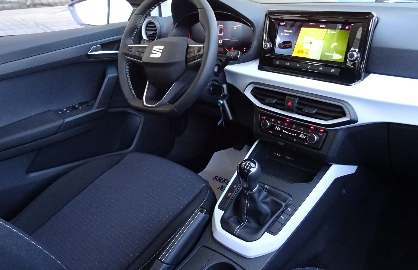 Zunanja slika - Seat Arona - 1.0 TSI 115KM STYLE EDITION - AKCIJA - - 10