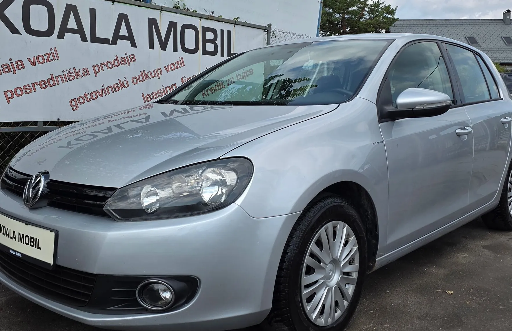 Zunanja slika - Volkswagen Golf - COMFORTLINE 1.6 TDI KLIMA-PDC-2.LASTNIK-SLOVENSKI - 18
