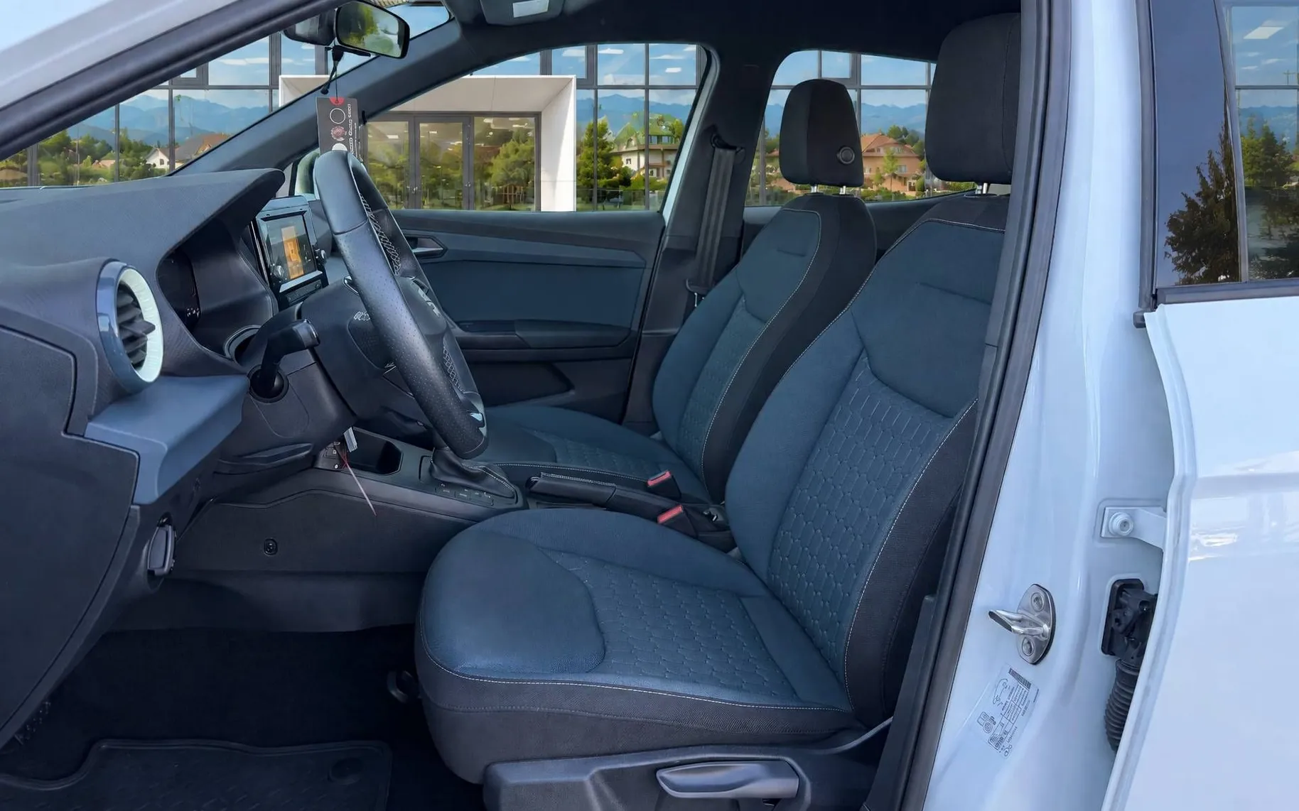 Zunanja slika - Seat Arona - 1.0 Eco TSI Style DSG-SLO-ACC-PDC-Vzvr.kamera..... - 5