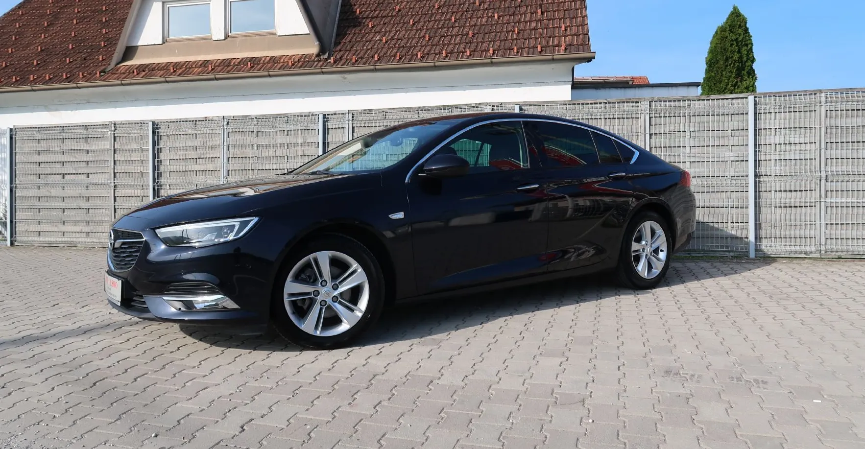 Zunanja slika - Opel Insignia - 1.6 ECOTEC CDTI 81KW INNOVATION-USNJE-KAMERA-LED - 7