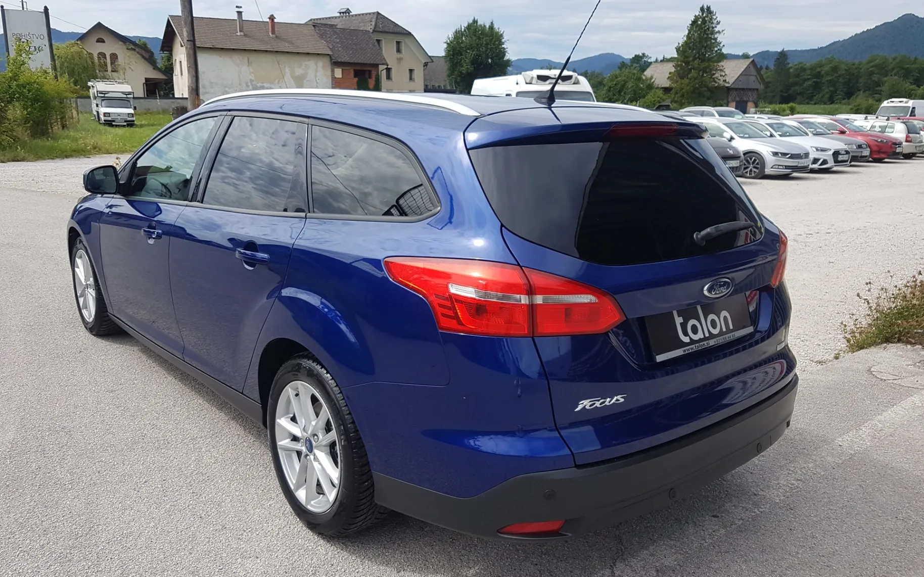 Zunanja slika - Ford Focus - 1,0 EcoBoost Bussines - 10