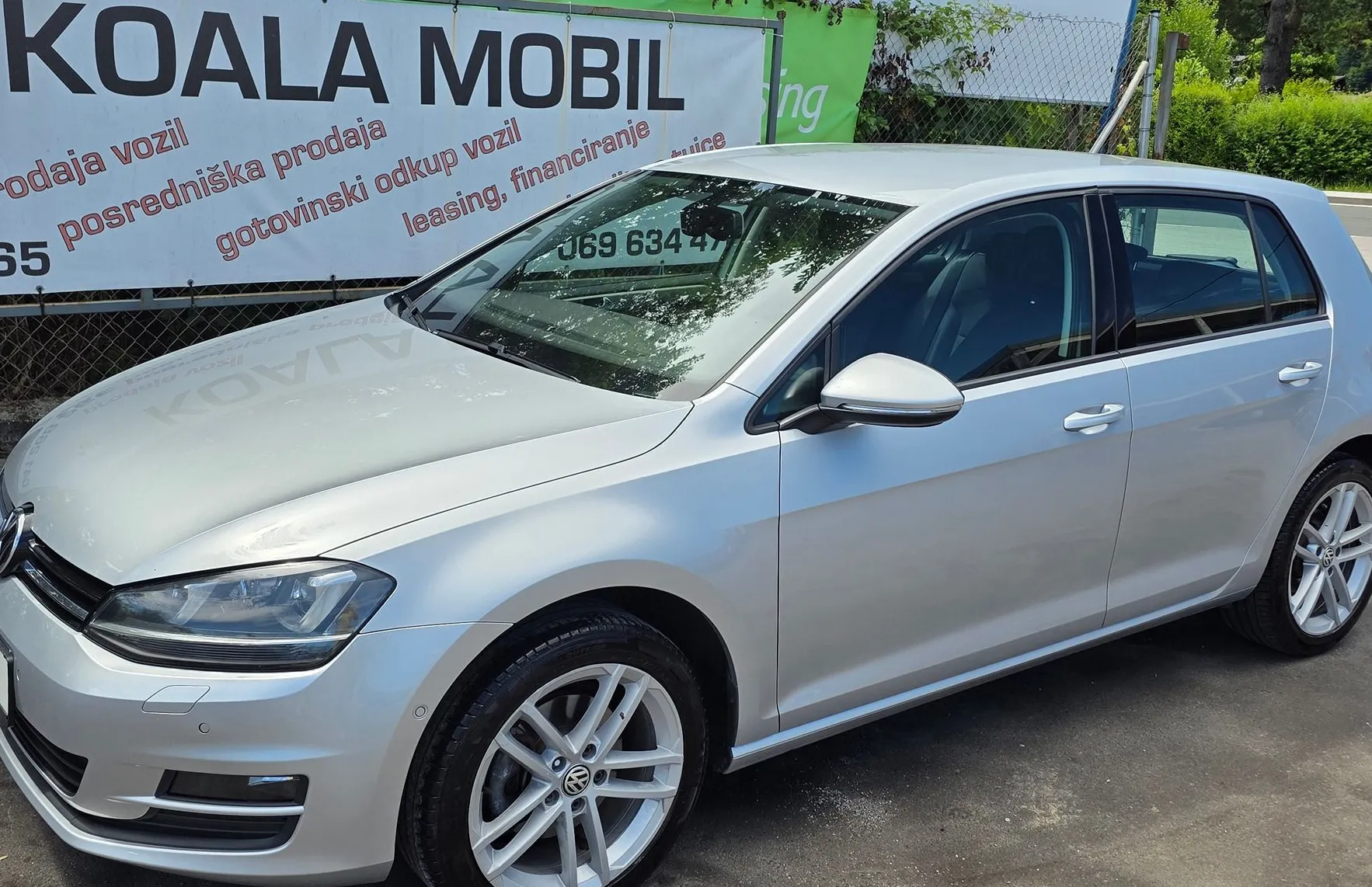 Zunanja slika - Volkswagen Golf - 4MOTION 1.6 TDI XENON-GRETJE SEDEŽEV-KAMERA-SLO - 8