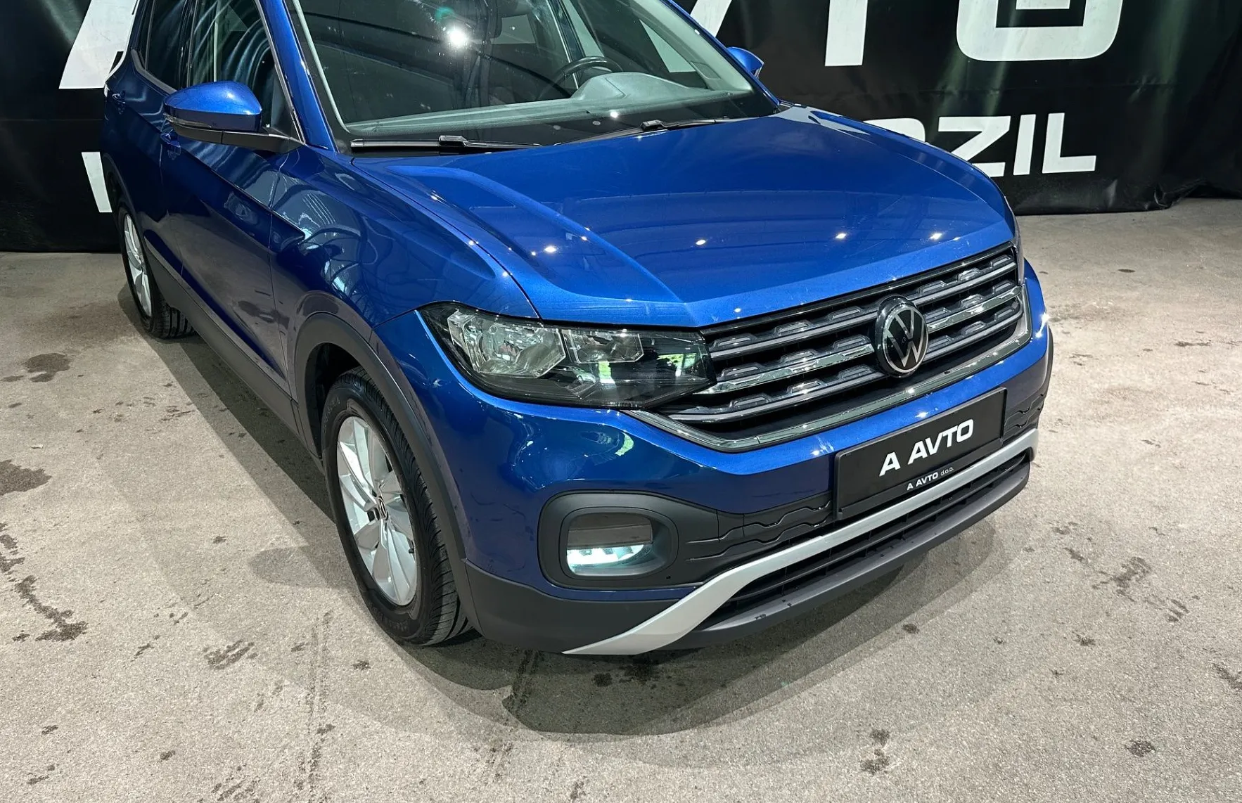 Zunanja slika - Volkswagen T-Cross - 1.5 TSI BMT Life DSG-NAVI-ACC-ALU-PDC... - 2