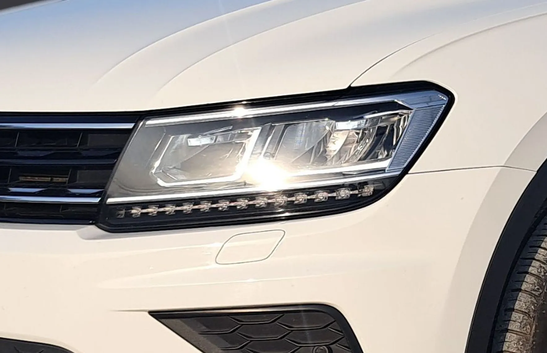 Zunanja slika - VW Tiguan - 2.0 TDI SCR 4MOT. DSG Highline - 5