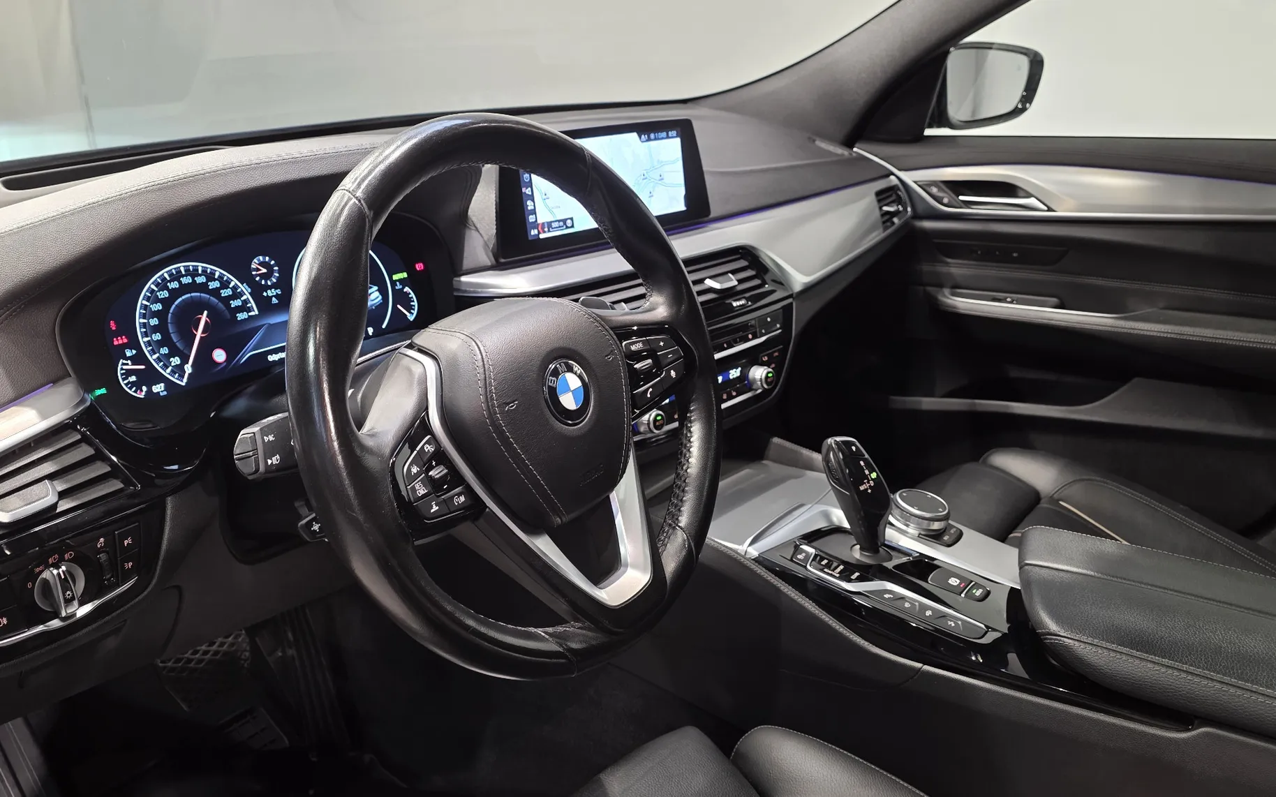 Zunanja slika - BMW Serija 6 - 640i xDrive Gran Turismo Avt. PANO VIRTUAL 360KAM NAVI L - 8
