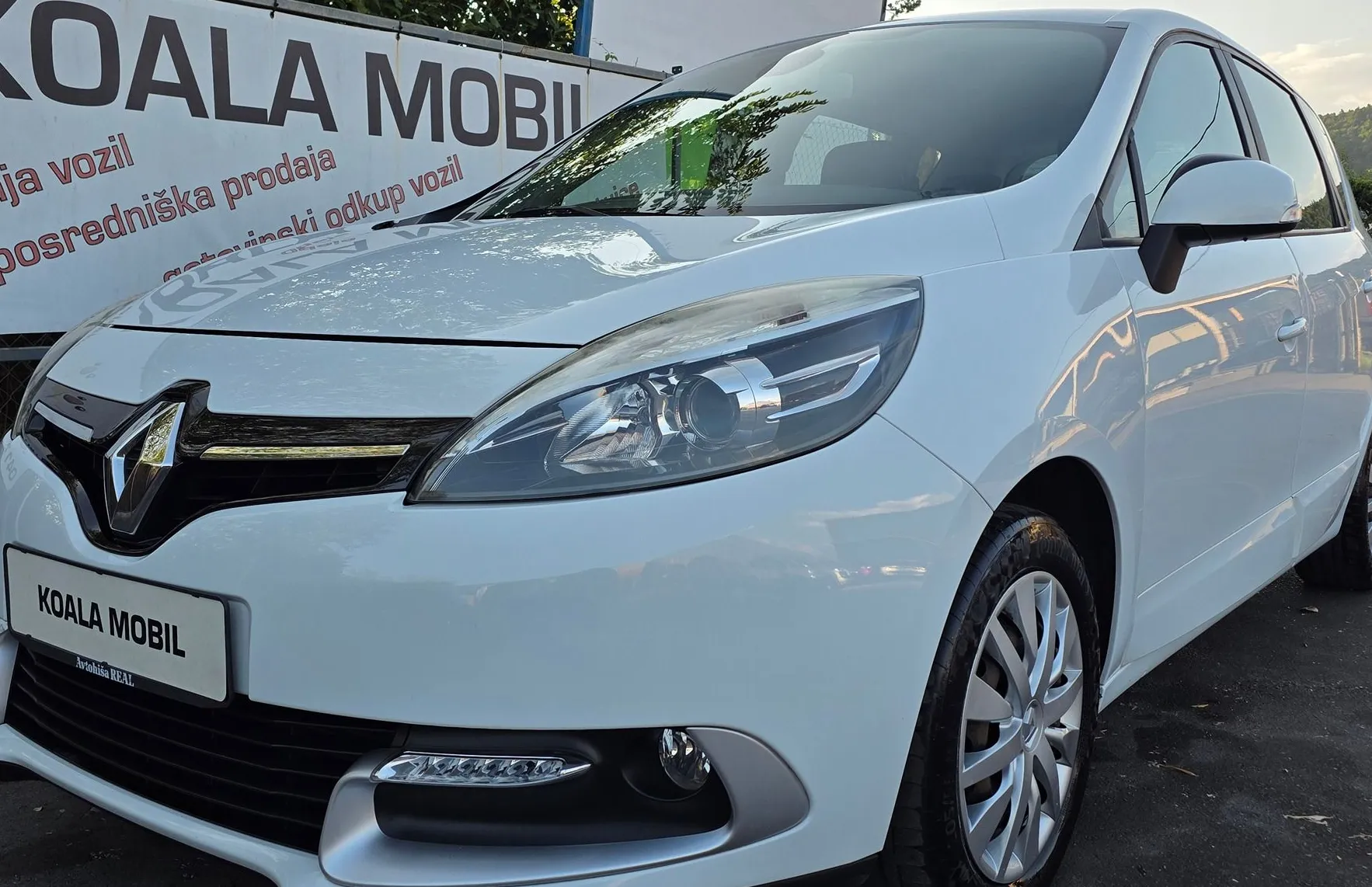 Zunanja slika - Renault Scénic - Scenic dCi 110 Dynamique KLIMA-SLOVENSKI-1.LASTNIK - 17